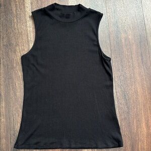 Cyrus Essentials Sleeveless RibbedTurtleneck, Black